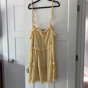 Yellow Summer Dress from Forever21 CURVE size 3X. NEVER WORN!